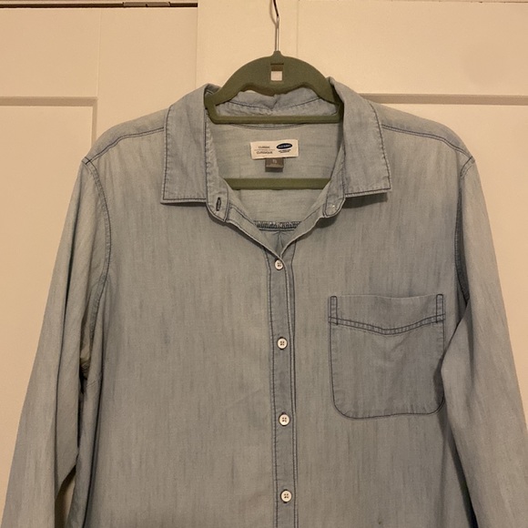 Chambray button-down shirt - Picture 3 of 7